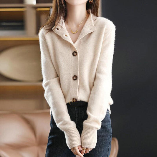 Weiche Strickjacke Mit Knopfverschluss