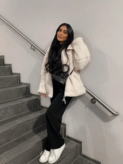 Gemütlicher Warmer Übergroßer Teddymantel Für Damen