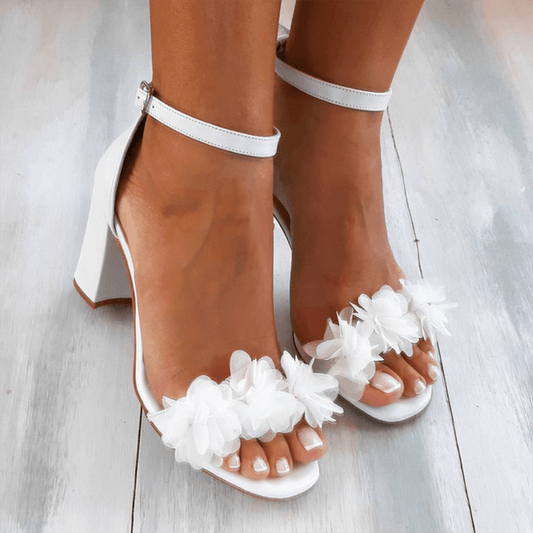 Elegante Weiße High Heel Sandalen mit Stilvollem Design für Frauen